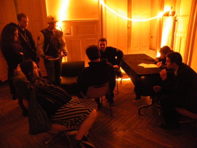 interrogatoiredunegoulesangsuesuitesacapture.jpg
